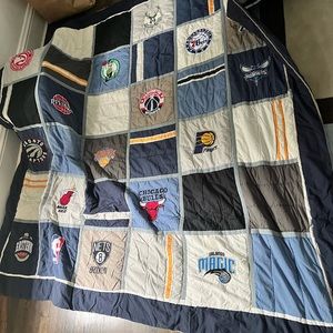 Pottery barn nba quilt and shams
